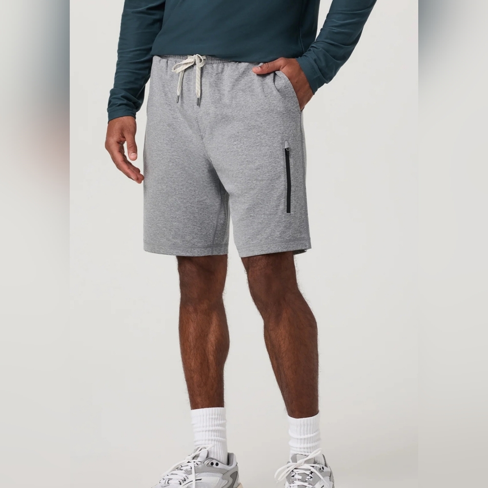 Vuori Men's Sunday Performance Shorts 8" In Heathered Grey Size Medium - Picture 8 of 9